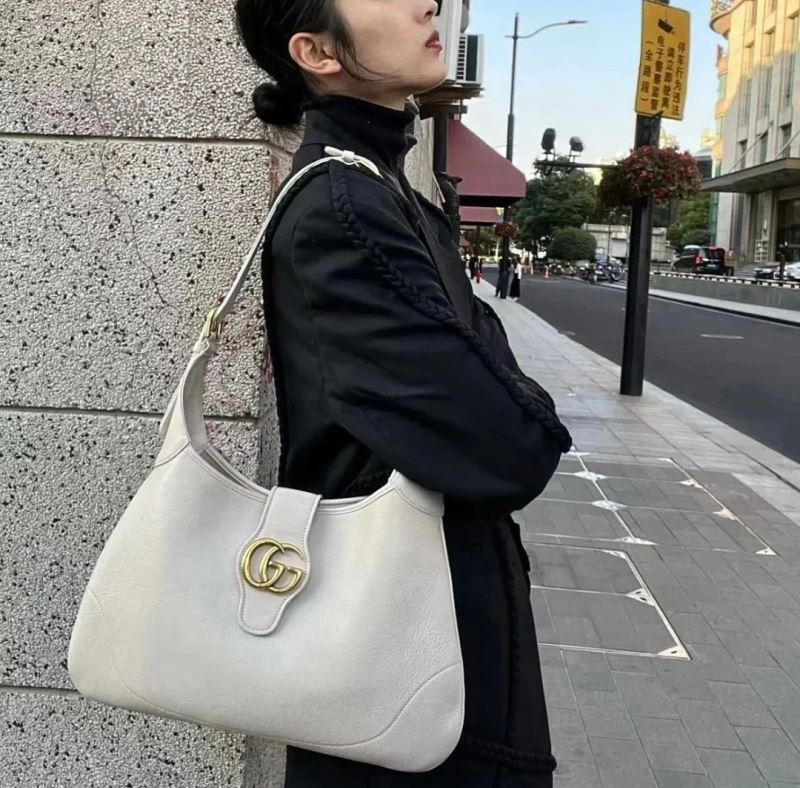 Gucci Hobo Bags